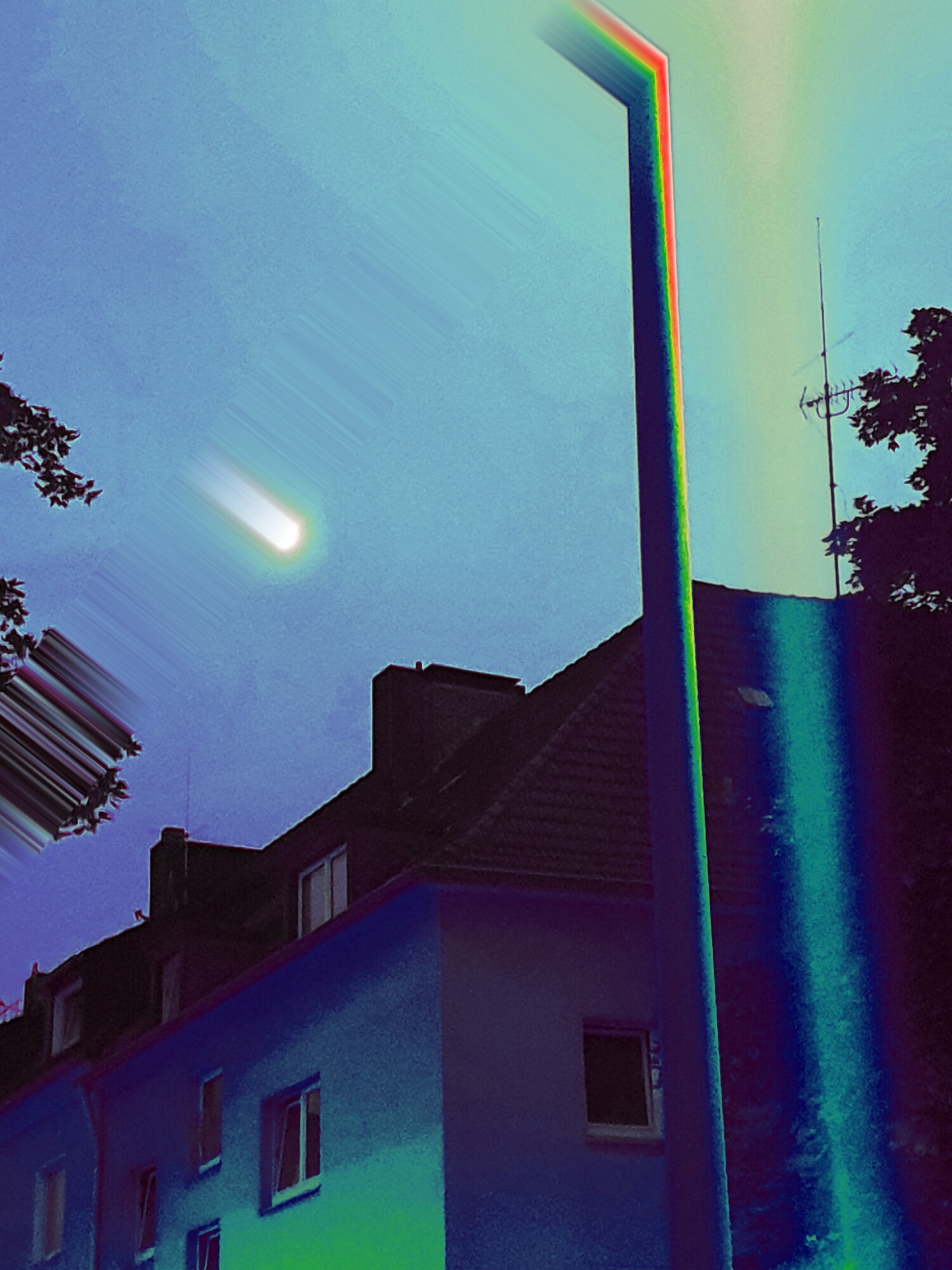 Bildname: image3a17224_glitch